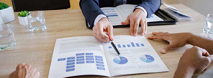 Retirement Financial Advisor Explains Chart